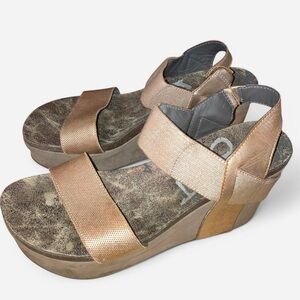 Vintage OTBT Wedge Sandal